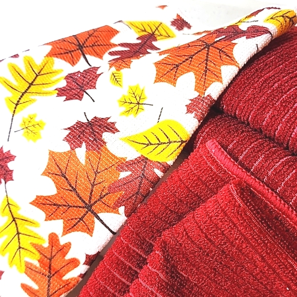 Microfiber Towels Set of 5. Fall leaves New no tags - Picture 3 of 5